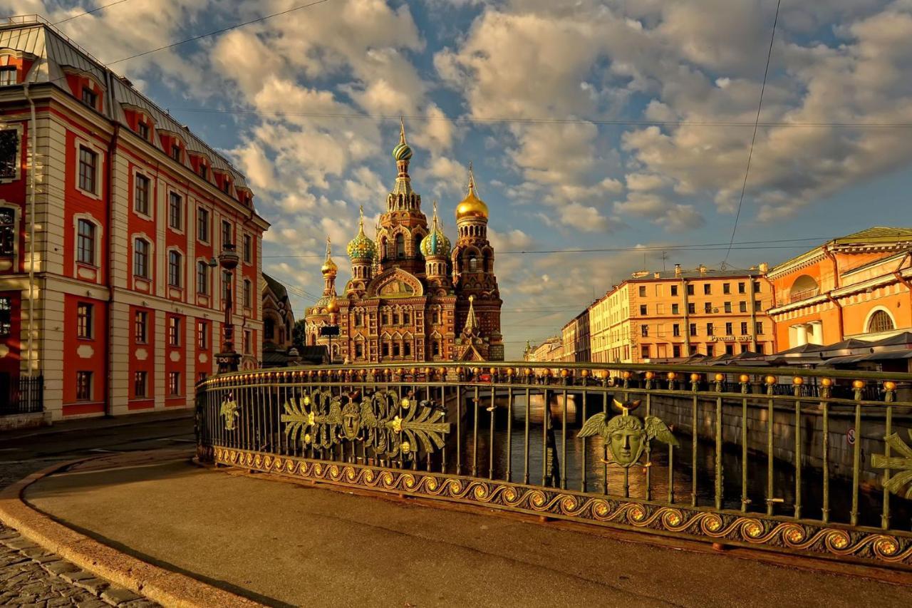 Griboedov House Bed & Breakfast Sankt Petersburg Exterior foto